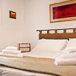 Near Colosseum By Varental 2Br + 1Sb