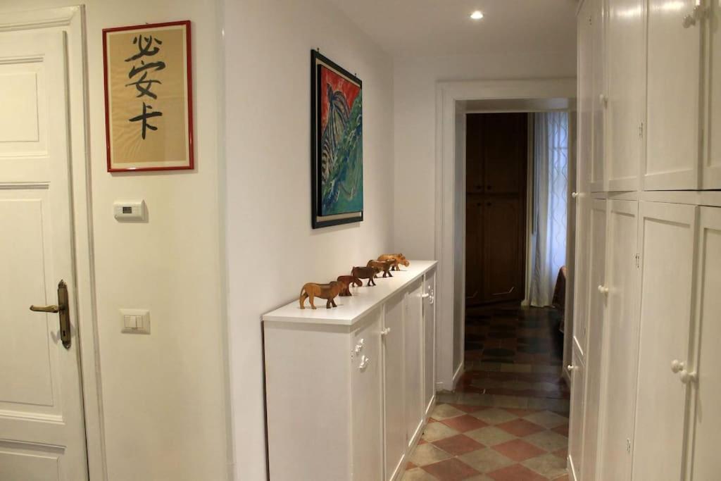 Near Colosseum By Varental 2br + 1sb *